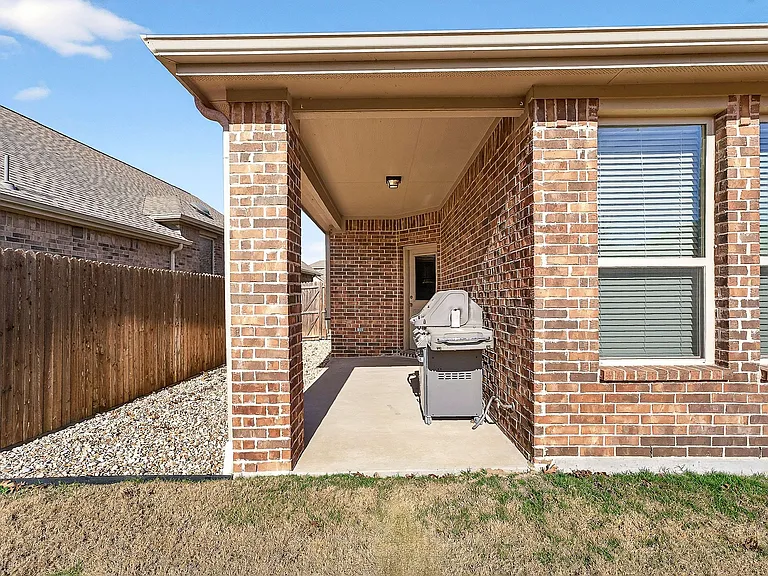 1356 Francesca Dr — Photo 37