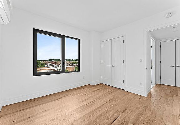 5th image of 77 Clarkson Ave APT 7G