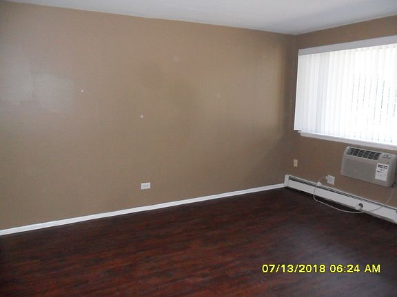 3rd image of 1477 N Winslowe Dr APT 104
