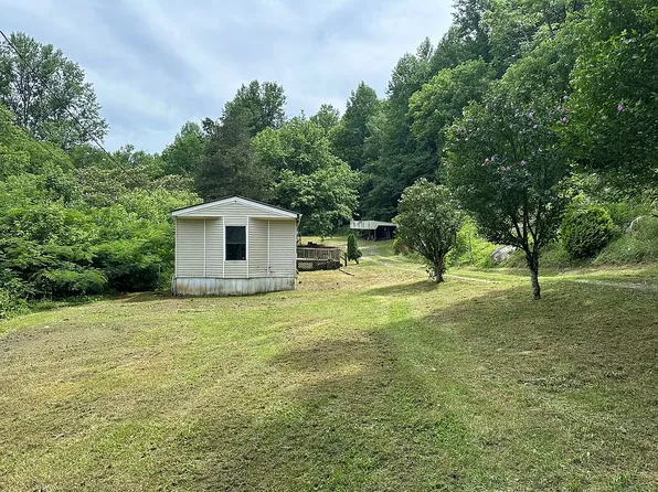 245 School Ln, South Pittsburg, TN 37380