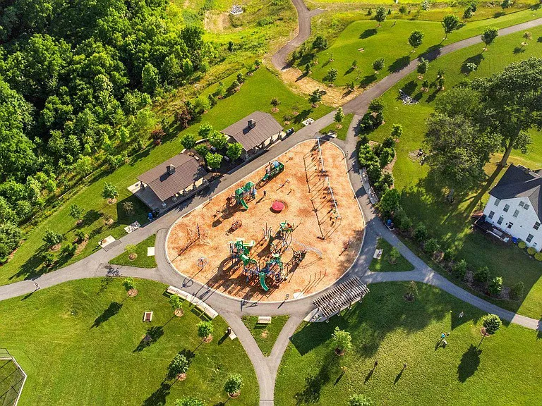 14103 Byrne Park Dr — Photo 20