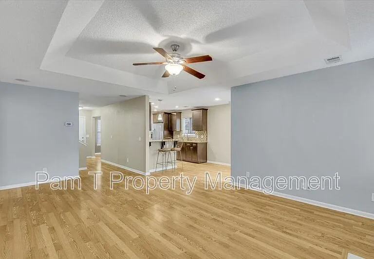 8 Rivermarsh Ct — Photo 13