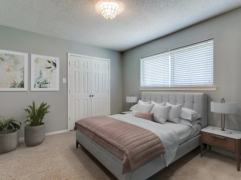 8 Winding Creek Ct — Photo 16