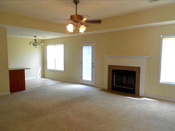 4th image of 5798 E Glenmere Dr