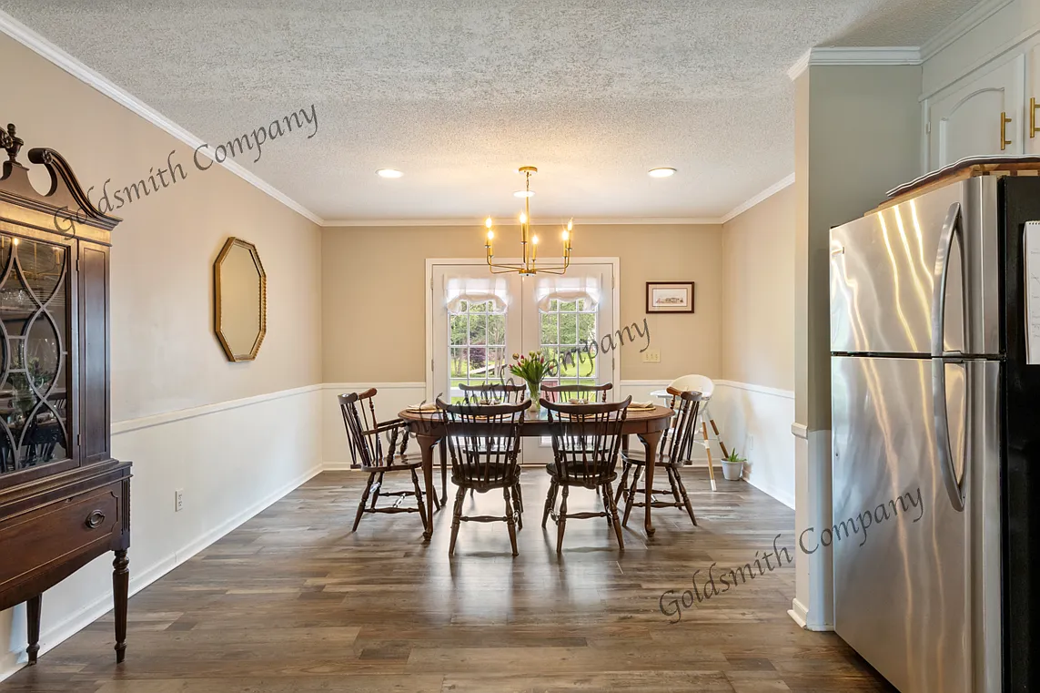 3 bed, 2.0 bath, 1550 sqft, $1,895 — Photo 3
