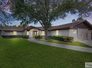 665 W Kimball Ave, Raymondville, TX 78580