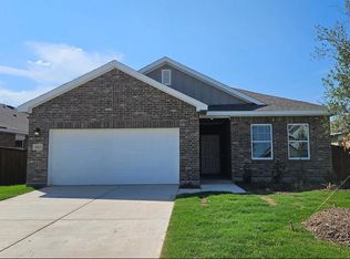 1813 Sandlin Dr, Forney, TX 75126