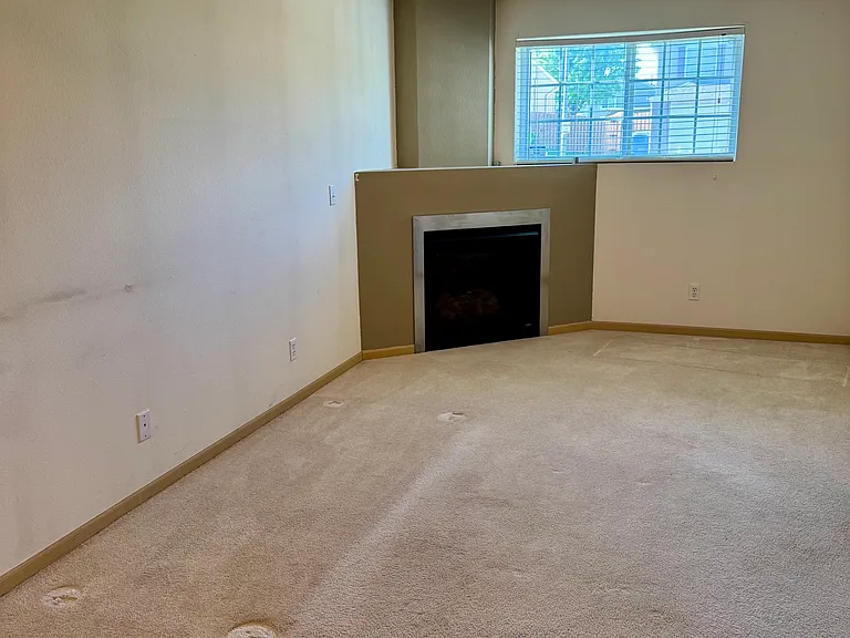 10872 Potter St — Photo 10