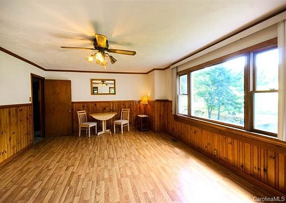 5th image of 500 Indian Springs Rd