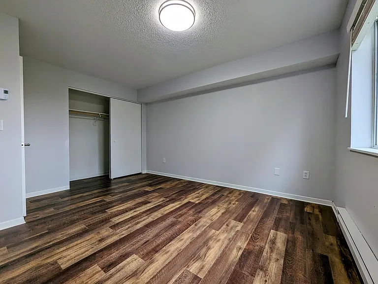 408 E 15th St #107 — Photo 9