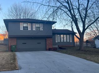 8103 S 38th Ave, Bellevue, NE 68147