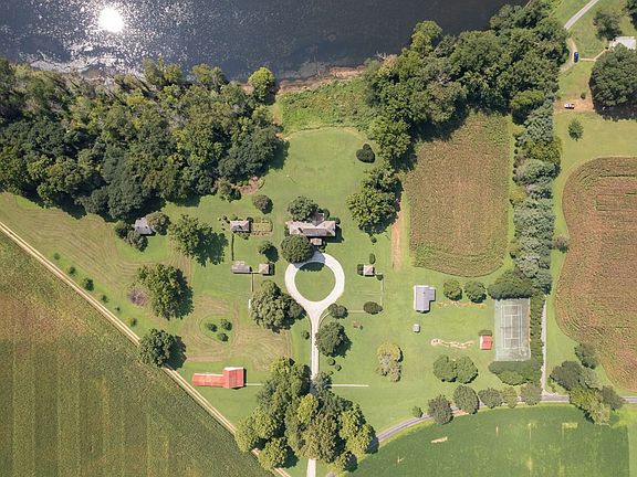 2nd image of 17299 Nanzatico Ln