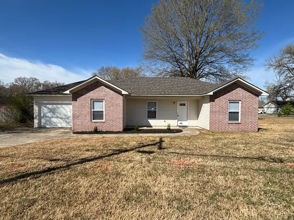 930 Markham St, Ward, AR 72176