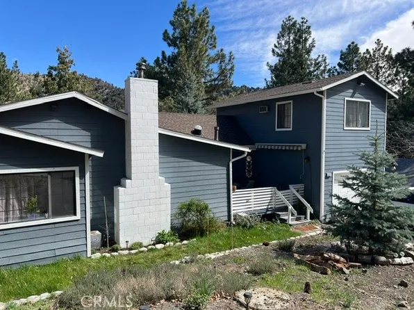 824 Lark Dr, Wrightwood, CA 92397