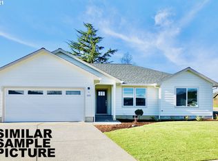 847 Pebble Crk, Saint Sutherlin, OR 97479
