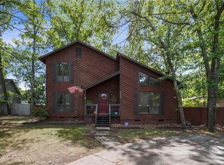 5843 Waters Edge Dr, Fayetteville, NC 28314