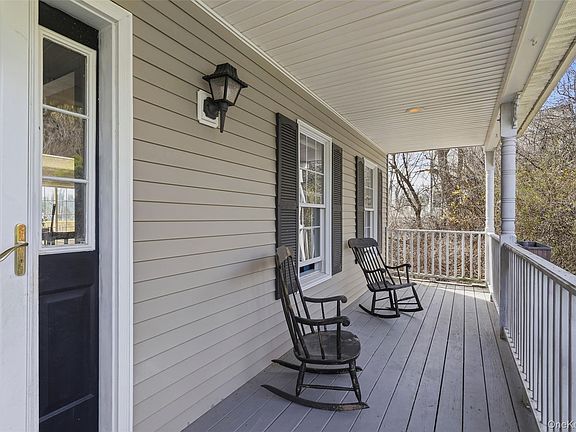 2nd image of 27 Ridge View Drive