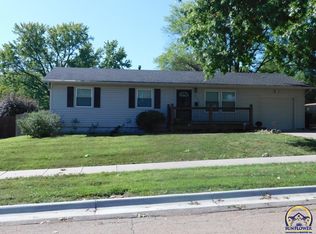 3111 SW 30th Ter, Topeka, KS 66614