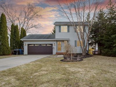 7051 Villa Dr, Waterford, MI, 48327