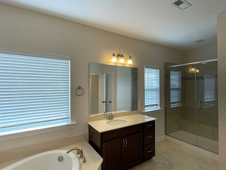 1223 Oleander Ln — Photo 18