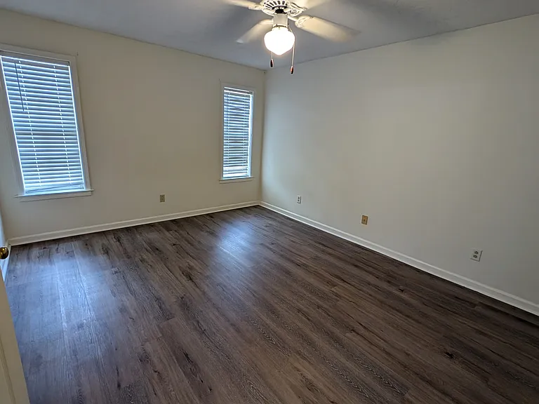 107 E Fontana Cir — Photo 7