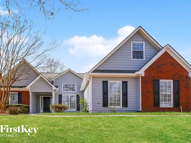 1510 Smoke Hill Dr — Photo 1