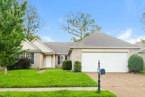 1481 Lawson Dr Photo 1