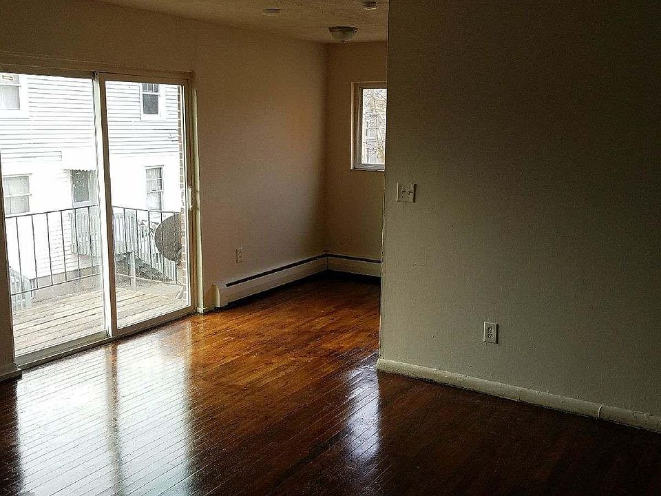 1st image of 8380 Anthony Wayne Ave APT 4