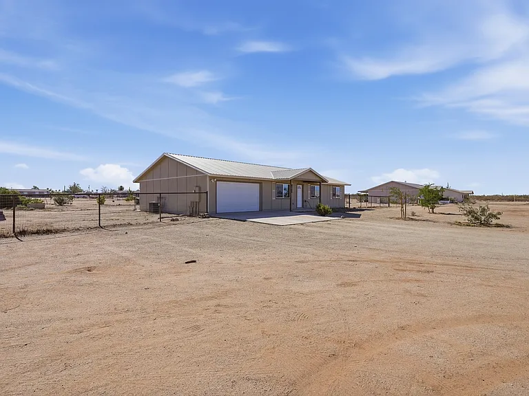 8509 N Stacey Ln — Photo 3