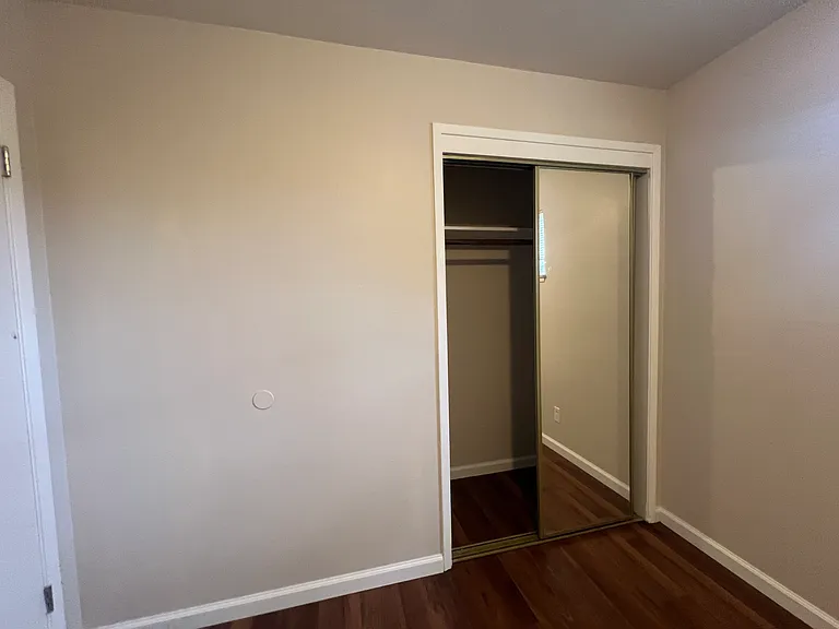 4505 Riverside Blvd #7 — Photo 4