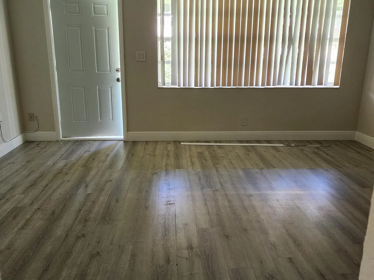 1020 NE 17th Way — Photo 3
