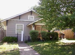 902 Wayne St, Dallas, TX 75223
