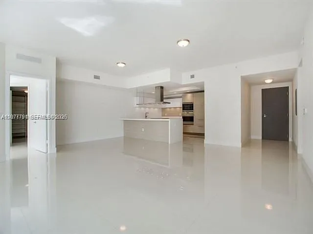 17301 Biscayne Blvd #1103 — Photo 2