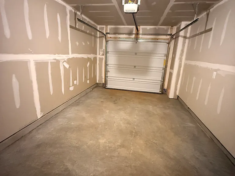29 Laurin St — Photo 3