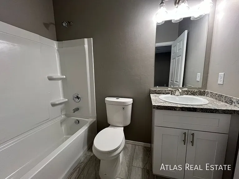 43 W Lester St — Photo 9
