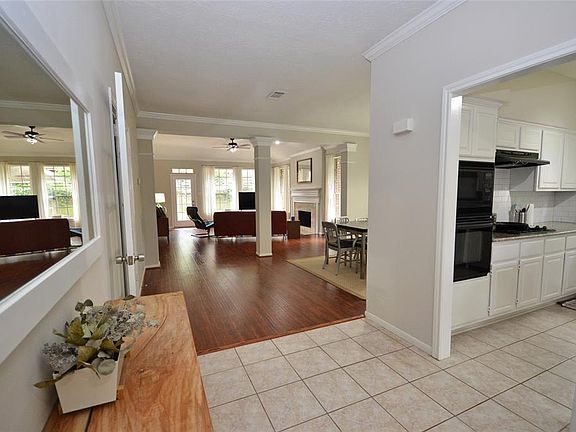 5th image of 5431 Knoll Terrace Dr