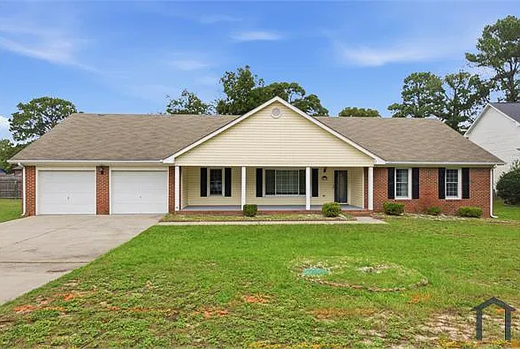 3 bed, 1863 sqft, $1,950 — Photo 3