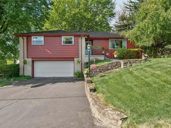 1211 Trent Dr, Latrobe, PA 15650