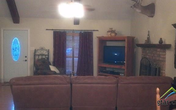 5th image of 901 Martha Becker Dr