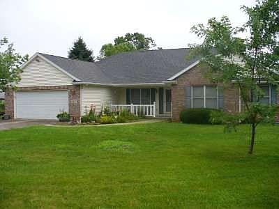 1st image of 4107 S Hedgewood Ct