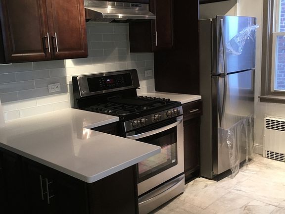 4th image of 6136 Tyndall Ave #Home