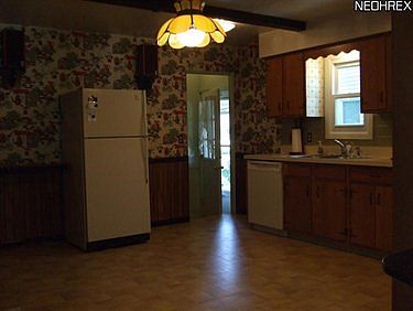 5th image of 197 Inwood Blvd