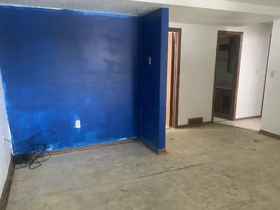 4th image of 1402 1st St APT A