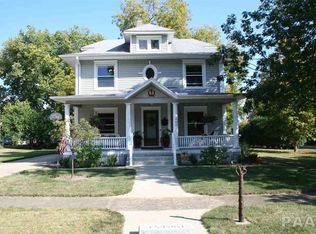 606 N 5th St, Chillicothe, IL 61523