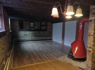 19 Pond St, Pawtucket, RI 02860