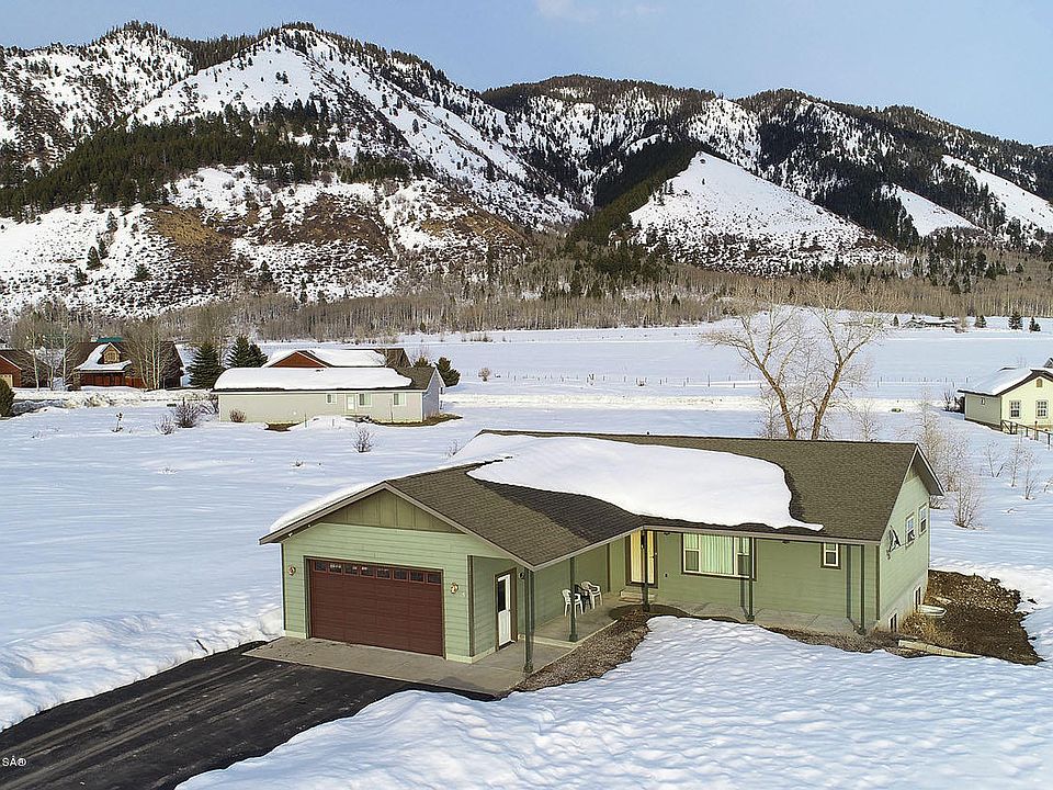 1st image of 59 Bear Lake Dr