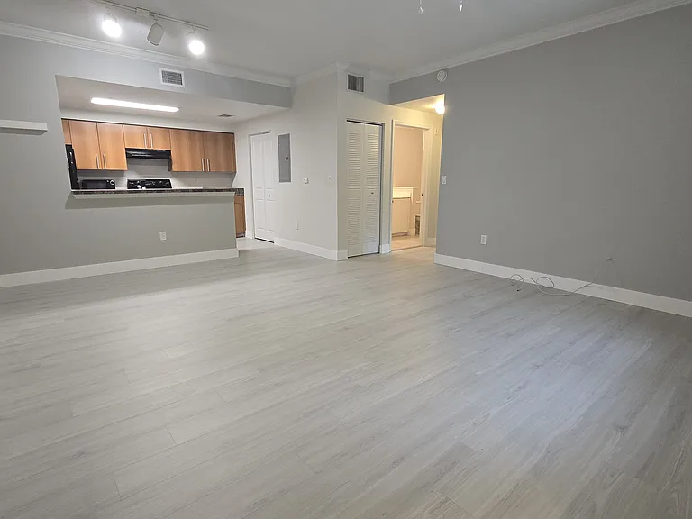 5820 W Sample Rd #104 — Photo 14