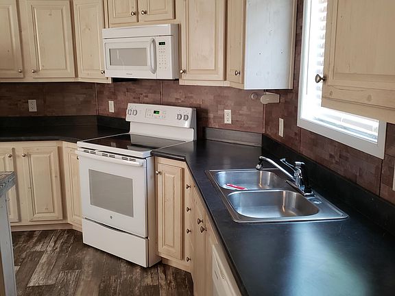 4th image of 1320 Wildfield Ln
