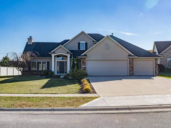 7108 Summerlyn Dr, Fort Wayne, IN 46835