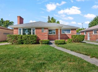 24821 Almond Ave, Eastpointe, MI 48021